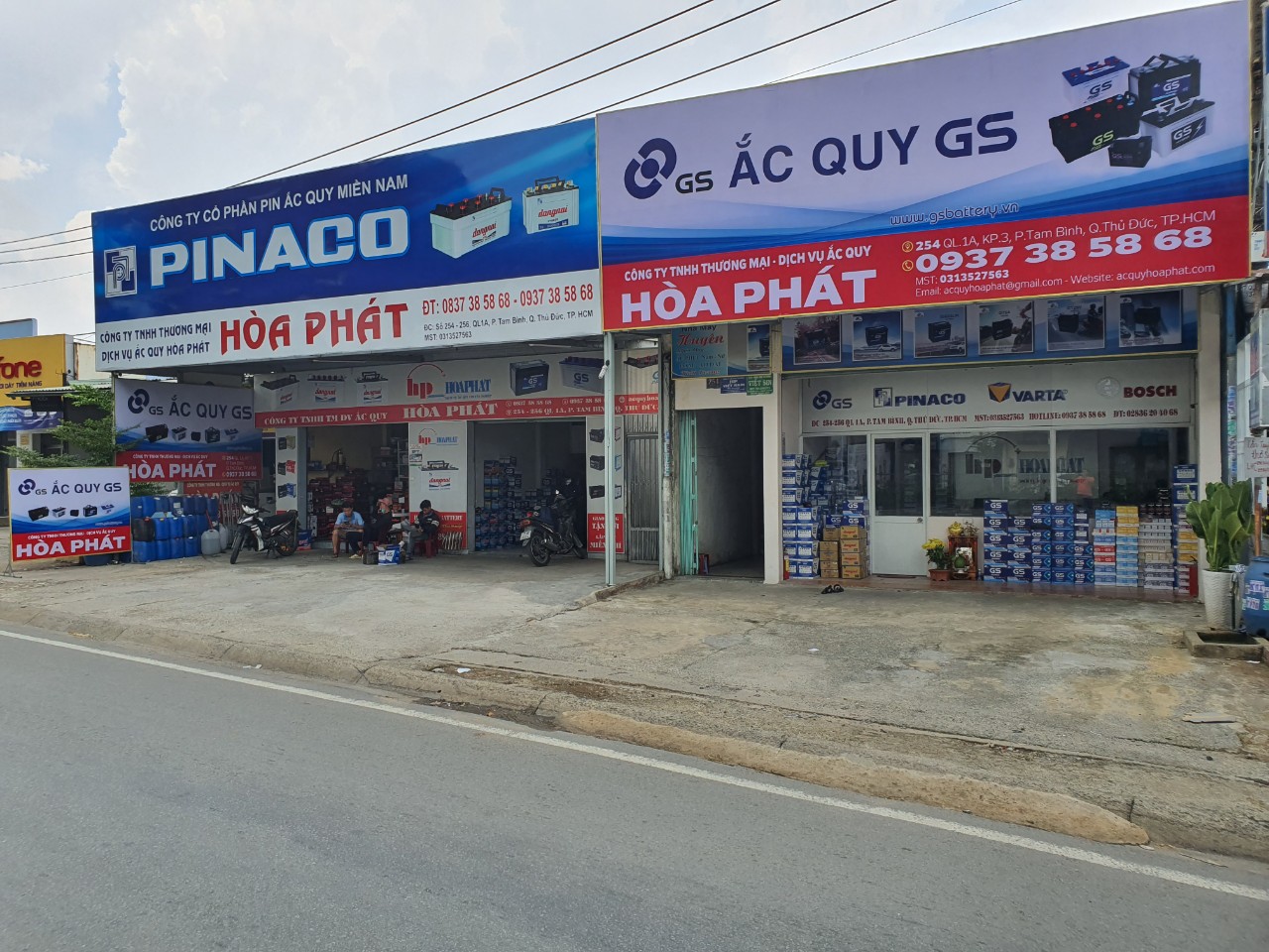 CỬA HÀNG ẮC QUY Ở TP HCM CỬA HÀNG ẮC QUY Ở TP HCM