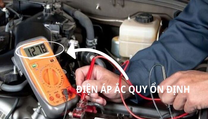 Hình ảnh điện áp trên ô tô