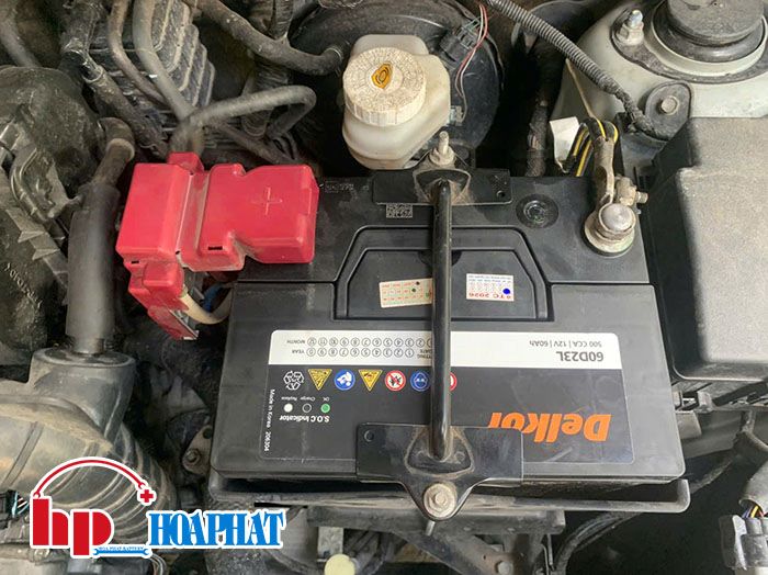 Thay bình ắc quy xe Mitsubishi Attrage chính hãng tại Hoà Phát